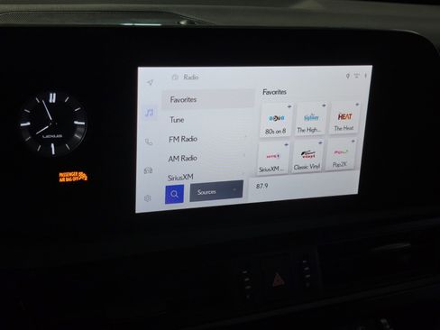 Certified 2025 Lexus ES 350 w/ Premium Package image 23