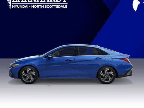 New 2026 Hyundai Elantra Limited image 3