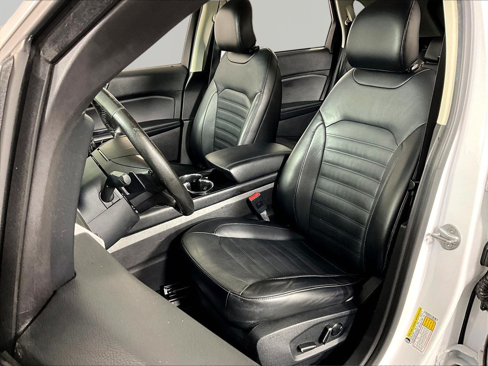 Used 2015 Ford Edge SEL w/ Equipment Group 201A AWD/4WD image 20