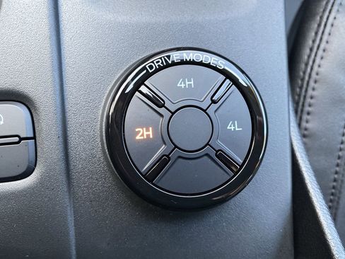 New 2025 Ford Ranger Lariat w/ FX4 Off-Road Package image 28