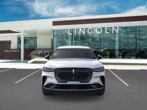 New 2026 Lincoln Nautilus Premier image 6
