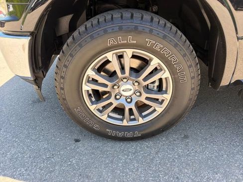 Used 2020 Ford F150 Lariat AWD/4WD image 32