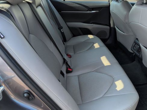 Used 2023 Toyota Camry XLE FWD image 36