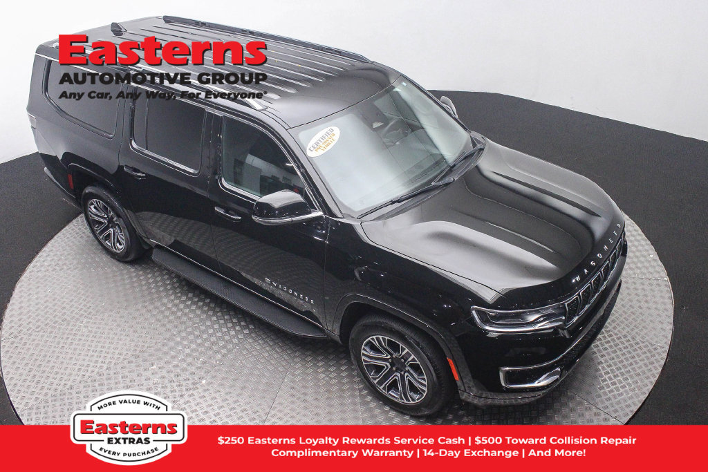 Used 2024 Jeep Wagoneer L Series II w/ Flexible Seating Group AWD/4WD image 4