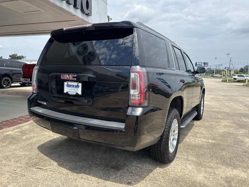 Used 2017 GMC Yukon SLT image 7