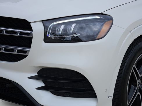 Used 2022 Mercedes-Benz GLS 450 4MATIC image 31
