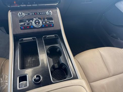 Used 2021 Lincoln Aviator Reserve w/ Equipment Group 201A AWD/4WD image 21