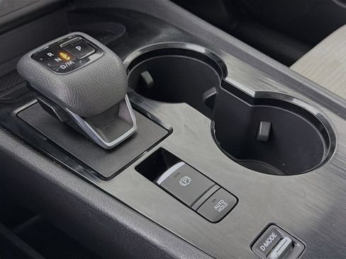 Used 2023 Nissan Rogue SV FWD image 20