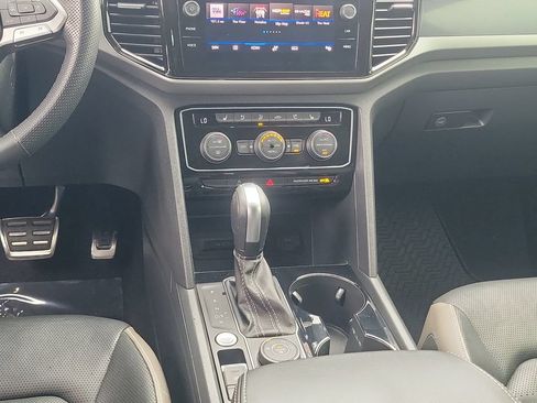 Certified 2023 Volkswagen Atlas Cross Sport SEL Premium R-Line AWD/4WD image 23