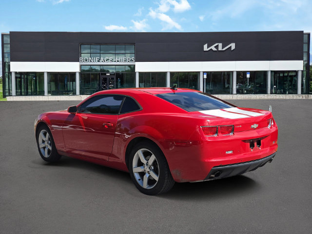 Used 2010 Chevrolet Camaro LT w/ White Stripe Package RWD image 3