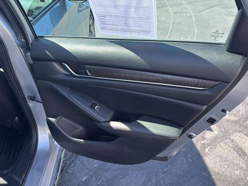 Certified 2019 Honda Accord EX-L image 29