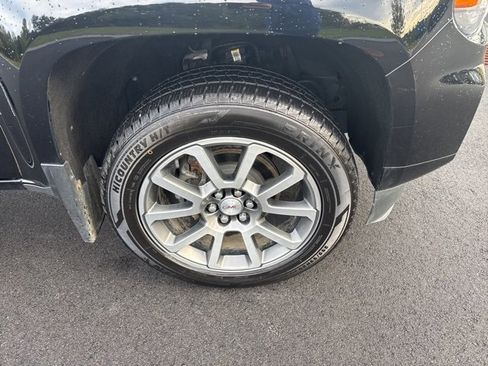 Used 2021 GMC Canyon Denali image 9