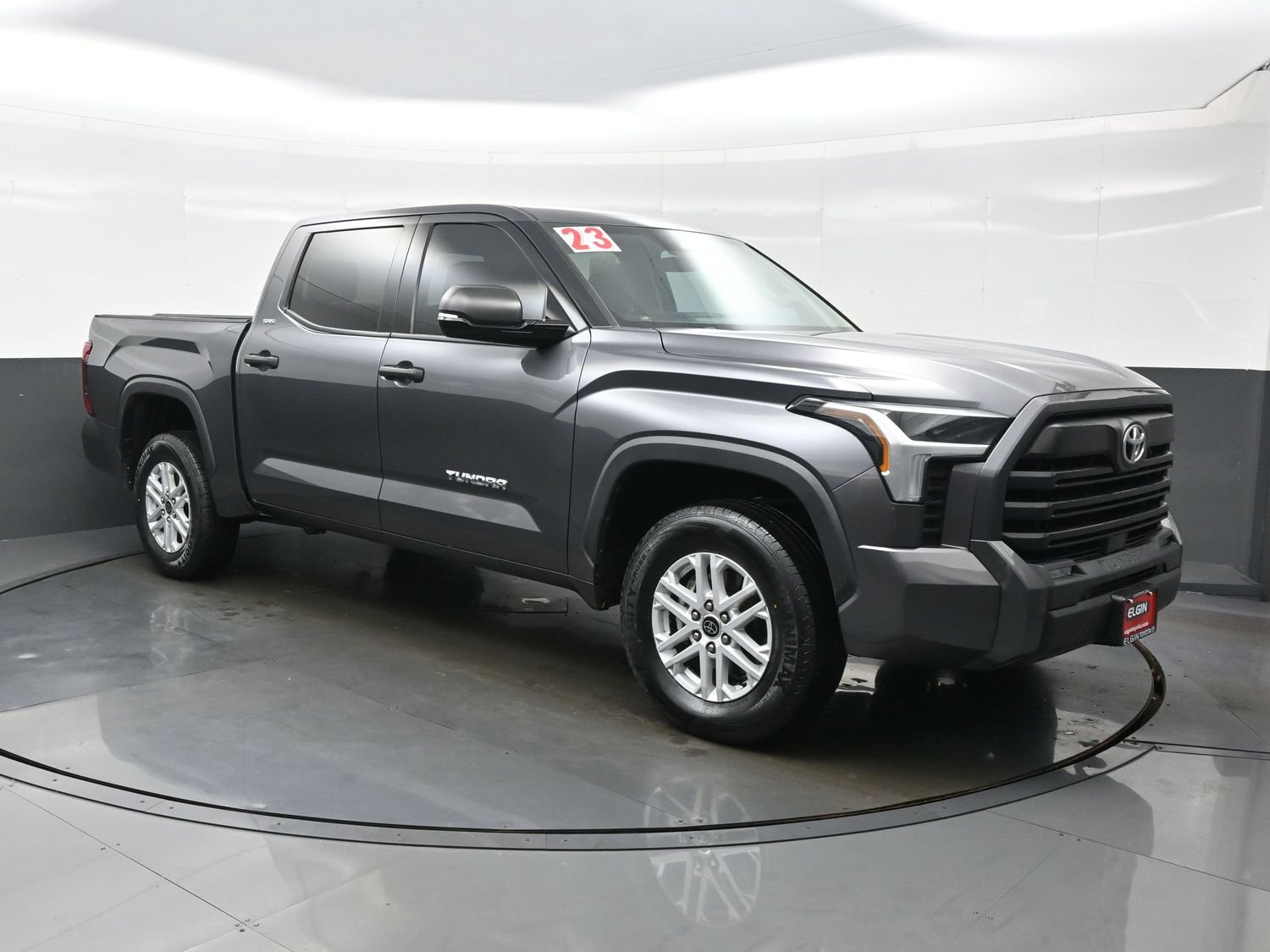 Used 2023 Toyota Tundra SR5 w/ SR5 Convenience Package AWD/4WD image 8