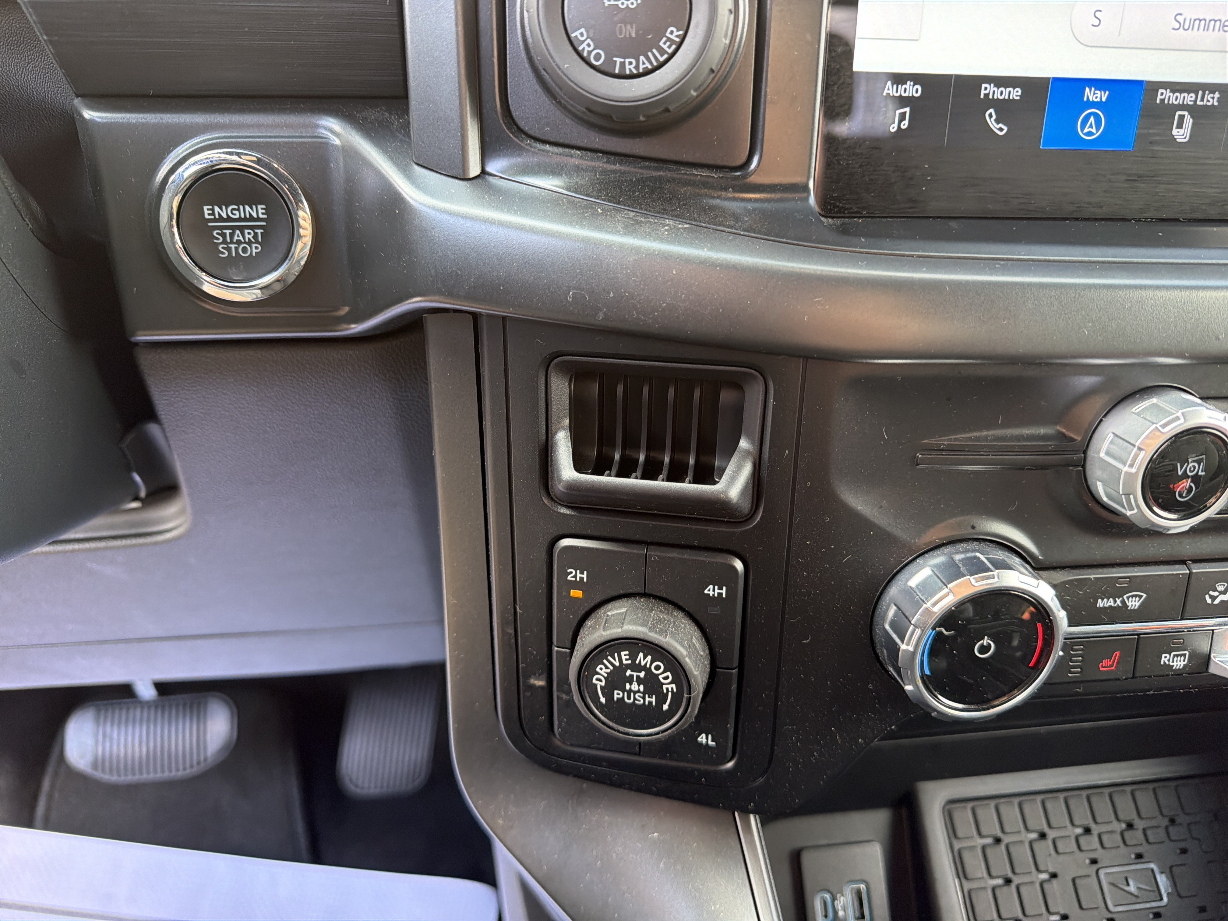 Used 2024 Ford F150 XLT w/ Equipment Group 302A MID AWD/4WD image 24