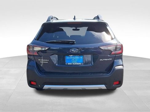Used 2023 Subaru Outback Limited AWD/4WD image 5