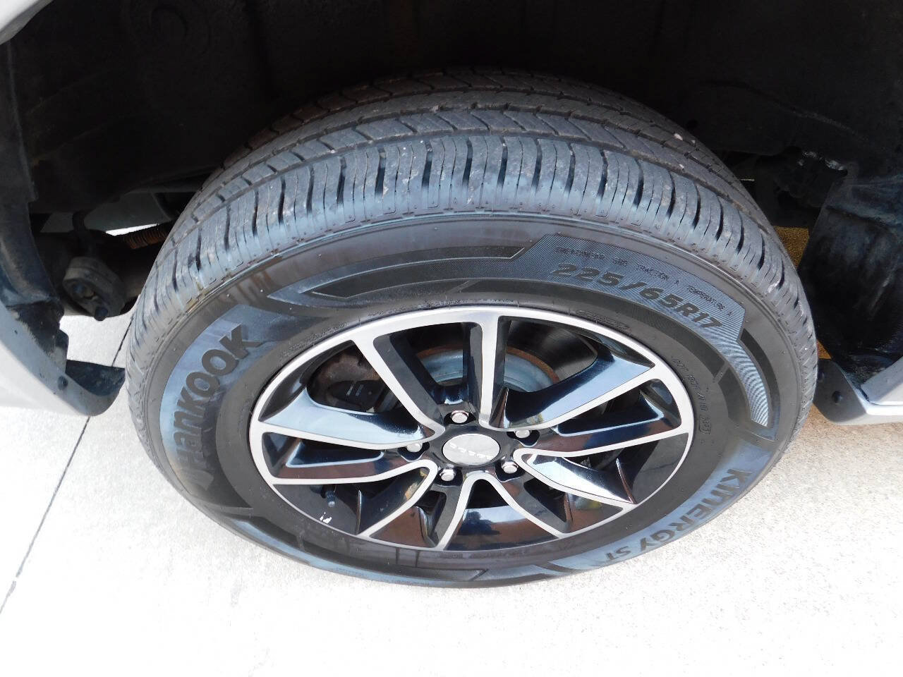 Used 2018 Dodge Grand Caravan GT FWD image 34