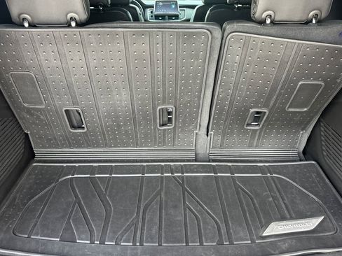 Used 2022 Chevrolet Tahoe RST w/ Luxury Package image 17