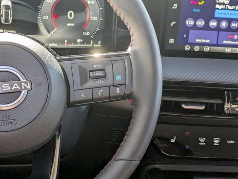 New 2026 Nissan Kicks SR w/ SR Premium Package AWD/4WD image 10