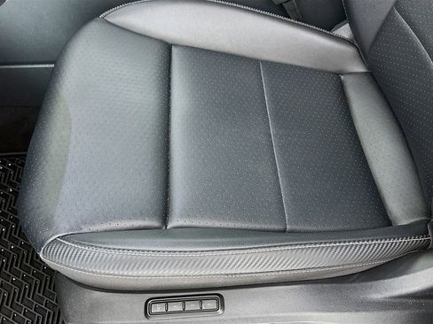 Used 2022 Volkswagen Atlas Cross Sport SEL R-Line image 20