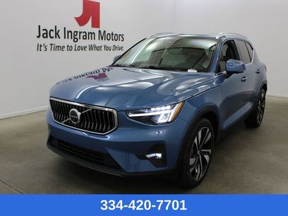 Used 2023 Volvo XC40 B4 Plus w/ Driver Assist Package