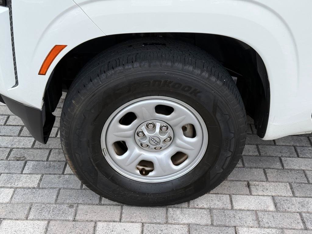 Used 2024 Nissan Frontier S w/ Technology Package RWD image 39