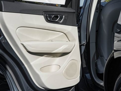 New 2026 Volvo XC60 B5 Ultra w/ Protection Package Premier image 37