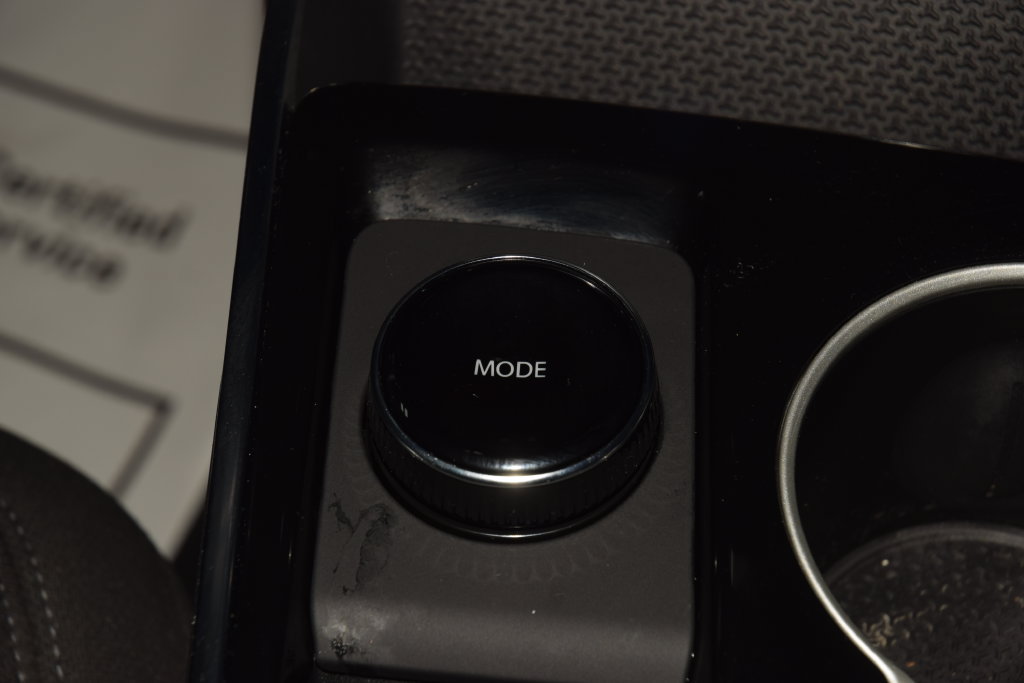 Used 2026 Chevrolet Equinox LT AWD/4WD image 31