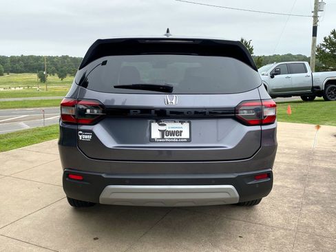 Used 2024 Honda Pilot EX-L image 5