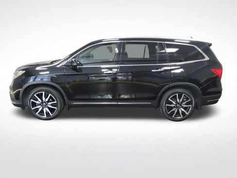 Used 2021 Honda Pilot Touring image 2
