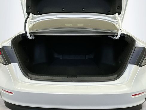 Certified 2025 Honda Accord LX image 25