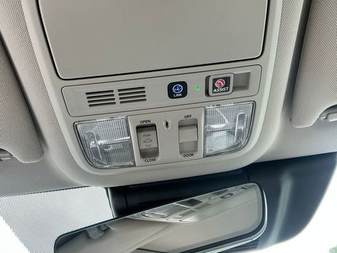 Certified 2019 Honda Accord Touring image 32