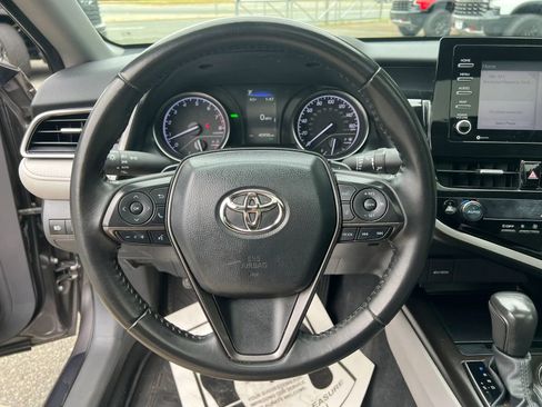 Used 2024 Toyota Camry SE w/ Convenience Package FWD image 15