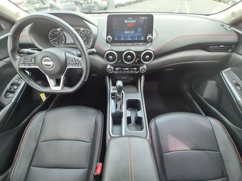 Used 2024 Nissan Sentra SR w/ SR Premium Package FWD image 25