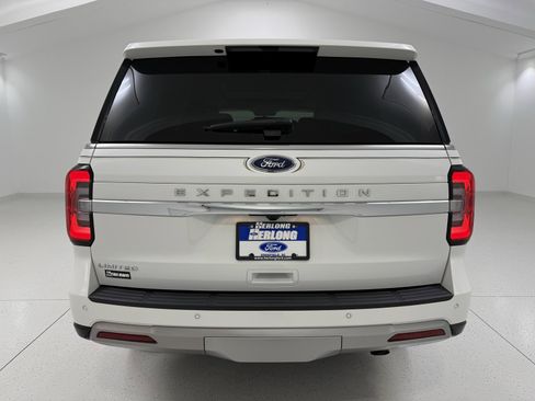 Used 2022 Ford Expedition Limited image 6
