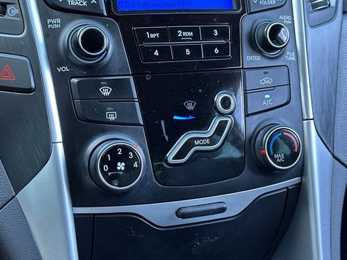 Used 2012 Hyundai Sonata GLS w/ Popular Equipment Pkg FWD image 18
