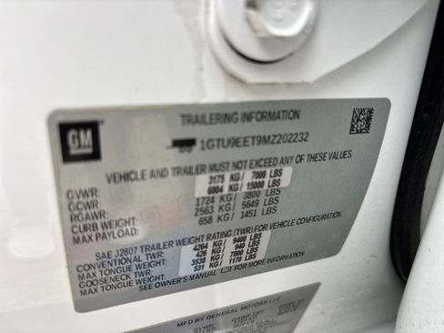 Used 2021 GMC Sierra 1500 AT4 w/ AT4 Premium Package image 65