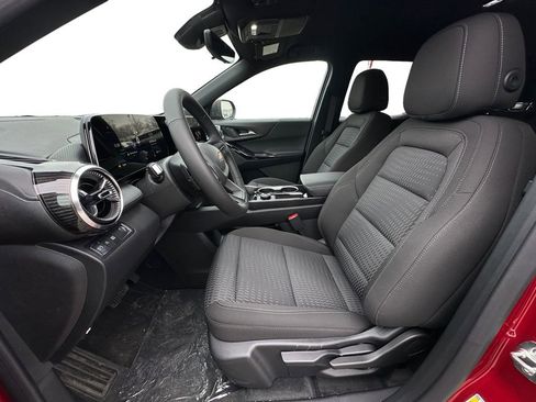 New 2026 Chevrolet Equinox LT w/ Safety and Technology Package image 9