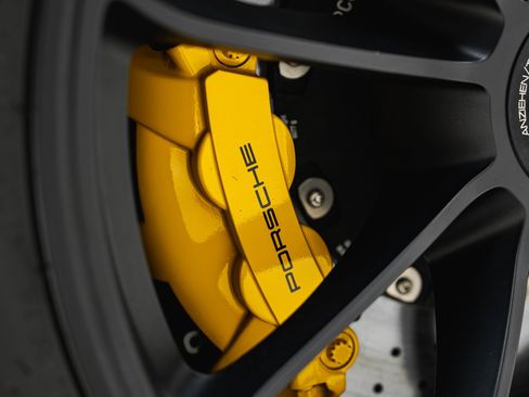 Used 2018 Porsche 911 GT3 RWD image 34