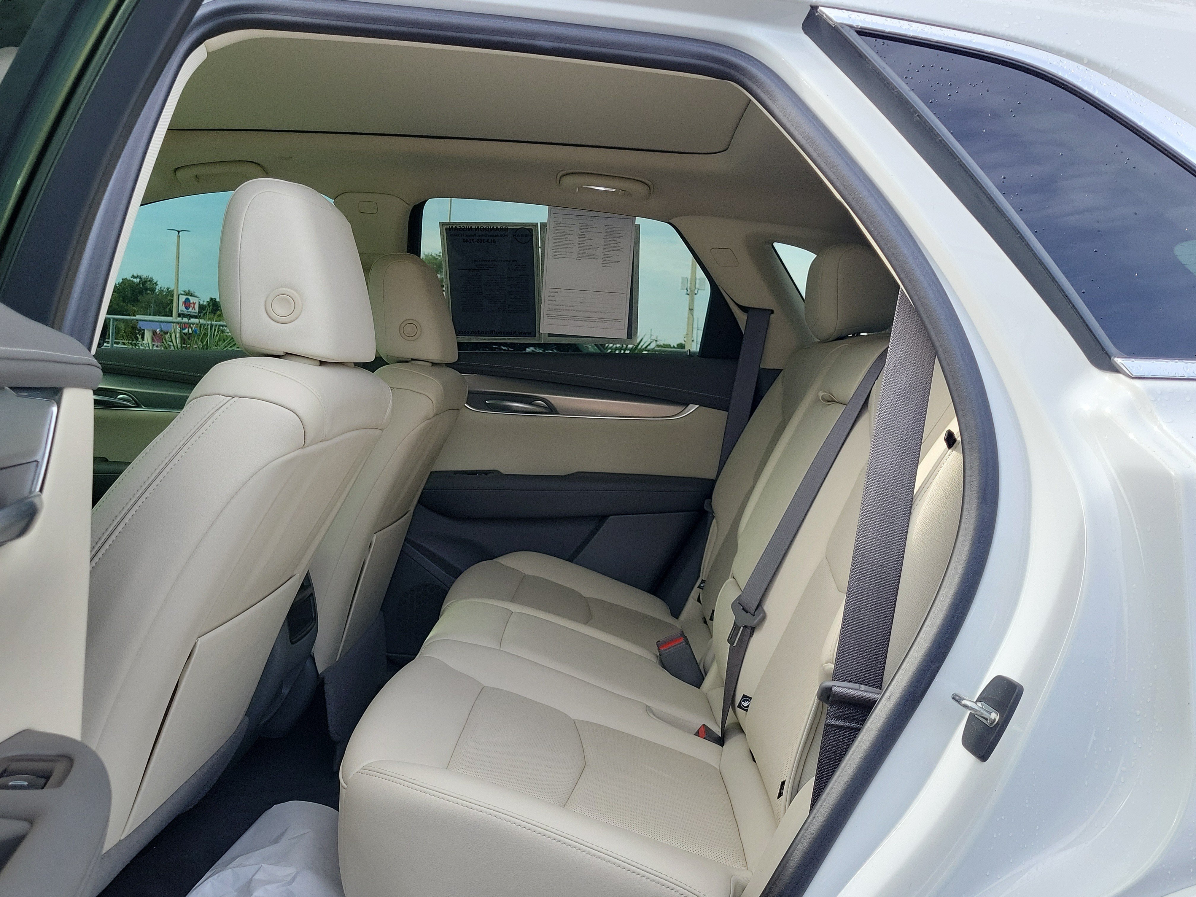 Used 2022 Cadillac XT5 Premium Luxury FWD image 12