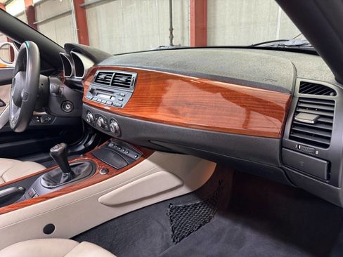 Used 2006 BMW M Roadster image 15