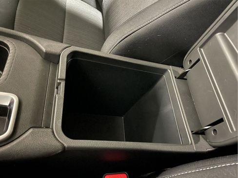 Used 2023 Nissan Sentra SV image 30