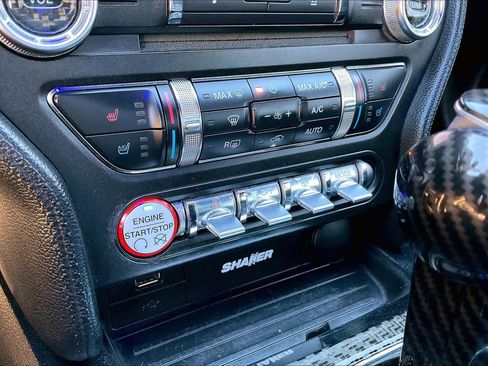 Used 2017 Ford Mustang GT Premium image 31