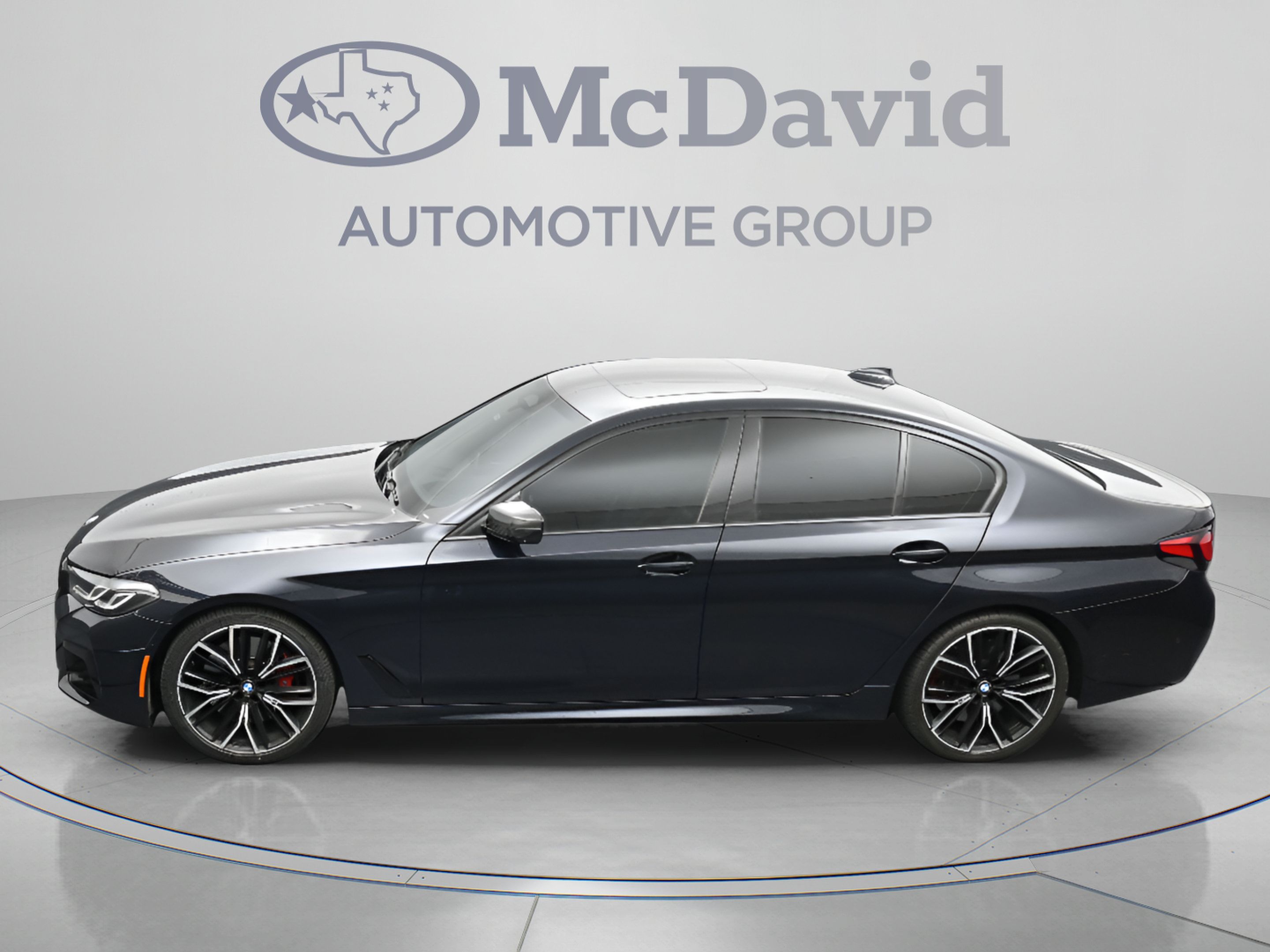 Used 2022 BMW M550i xDrive w/ Dynamic Handling Package AWD/4WD image 36