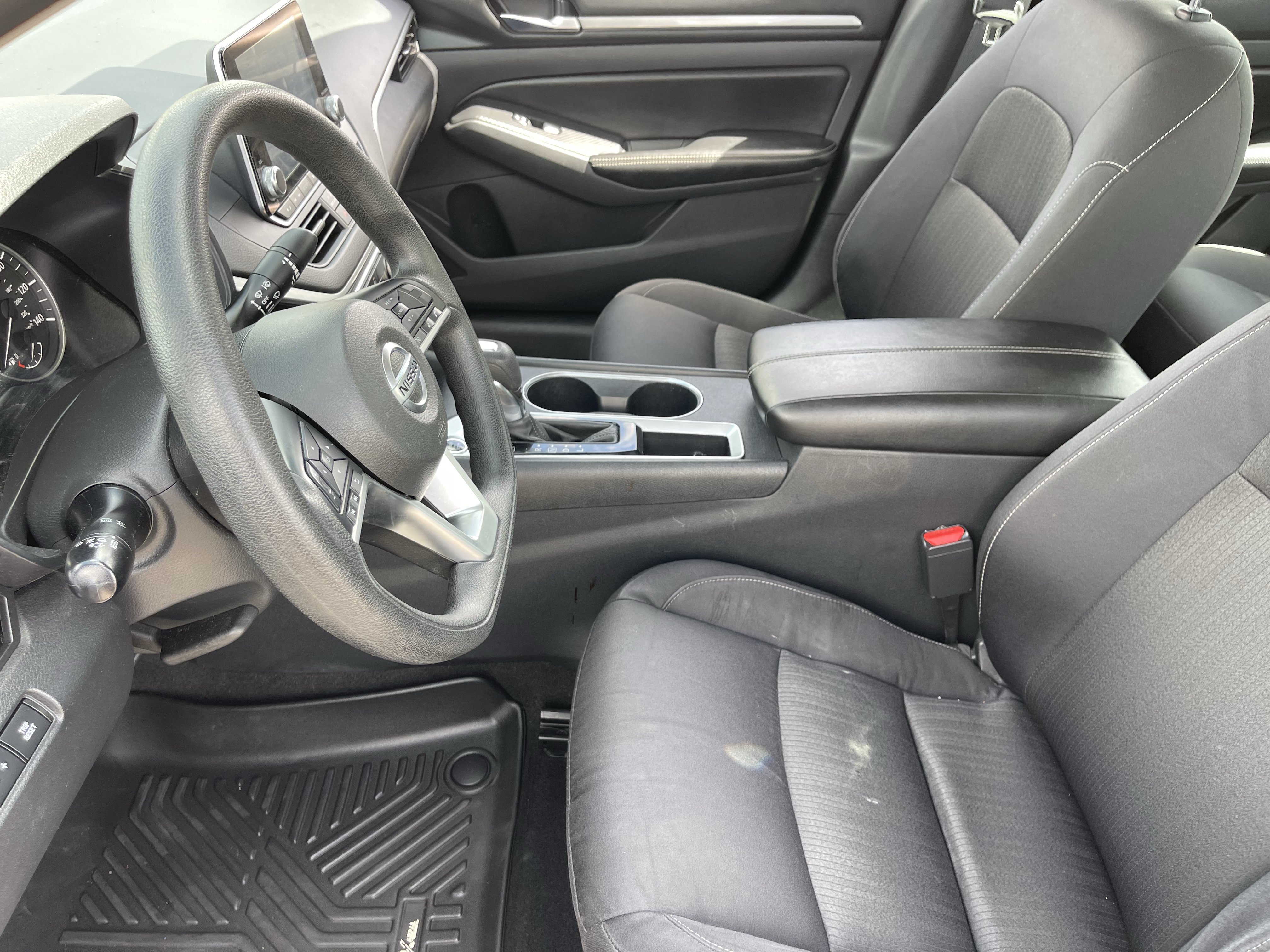 Used 2022 Nissan Altima 2.5 SV FWD image 18