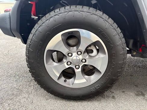 Used 2020 Jeep Wrangler Sport image 9