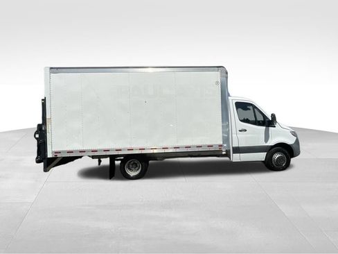 Used 2019 Mercedes-Benz Sprinter 170 image 4