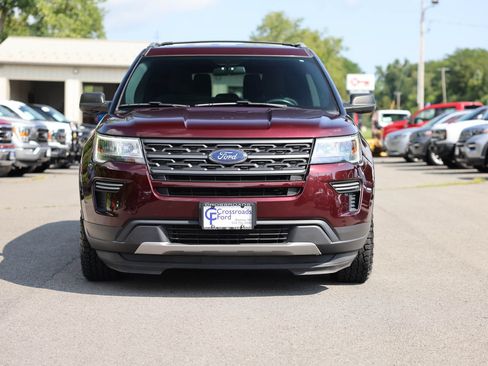 Certified 2018 Ford Explorer XLT AWD/4WD image 2