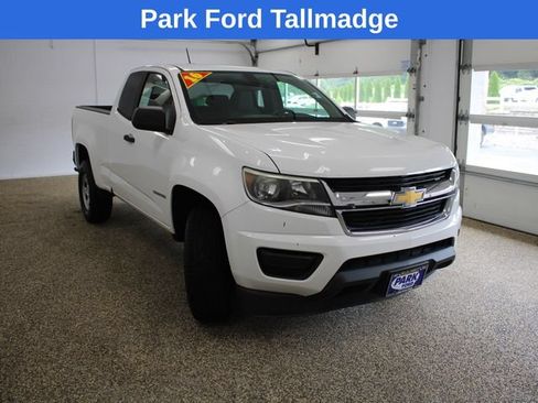Used 2016 Chevrolet Colorado W/T w/ WT Convenience Package RWD image 8