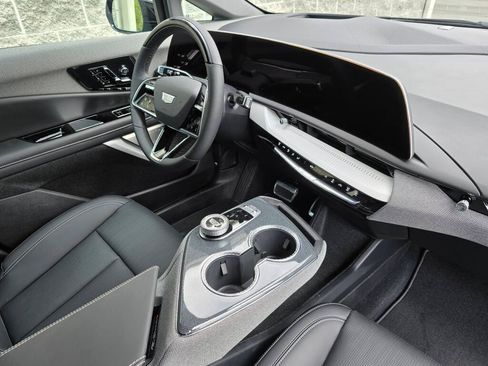 New 2026 Cadillac Optiq Luxury 2 AWD/4WD image 18