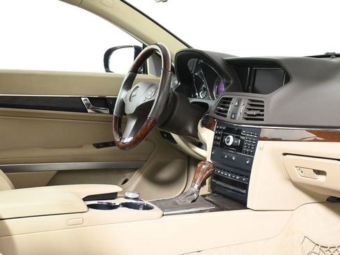 Used 2010 Mercedes-Benz E 350 Coupe image 32